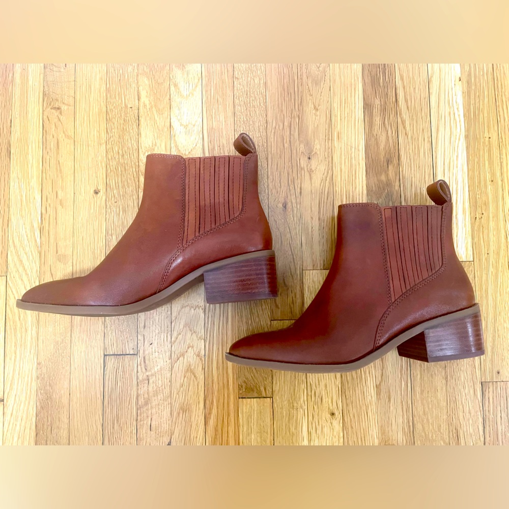 Brown ankle boots